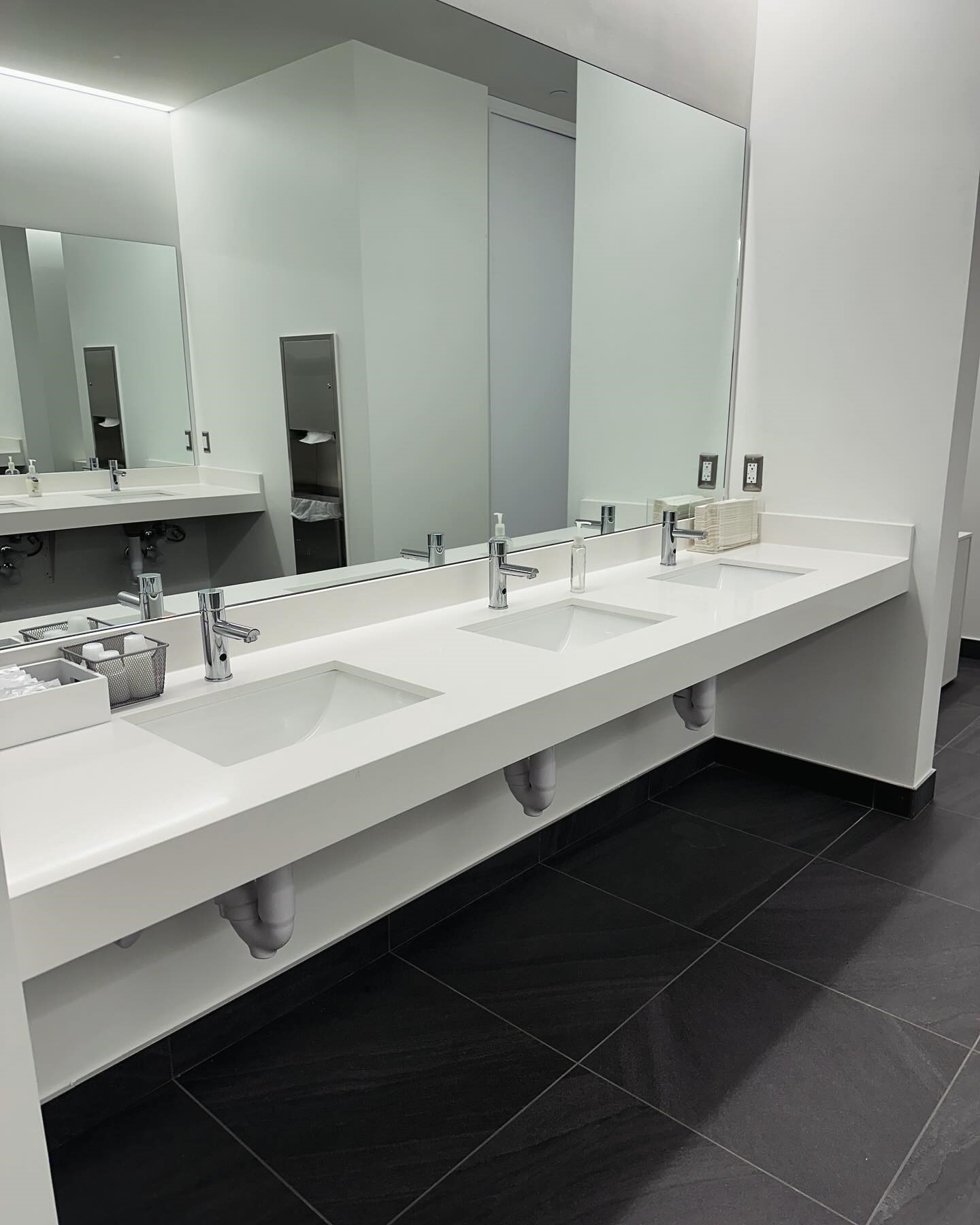 325d3cbe-1b69-4a71-a29f-fe4245f74e52